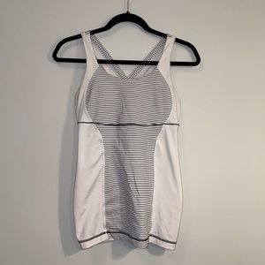 black and white lululemon tank top
